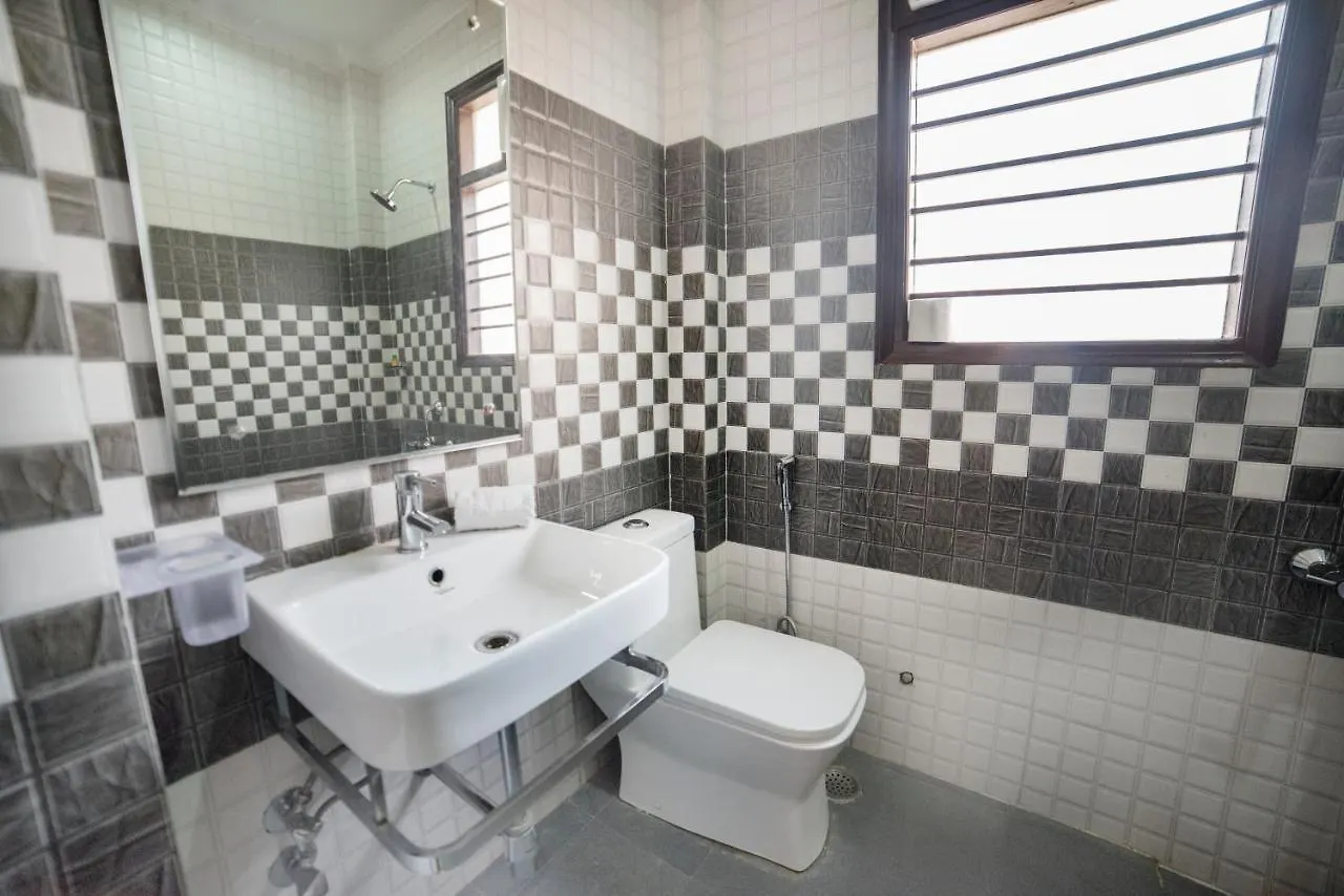 Hotel Fabhotel Mannat Residency Sec 52 Gurgaon