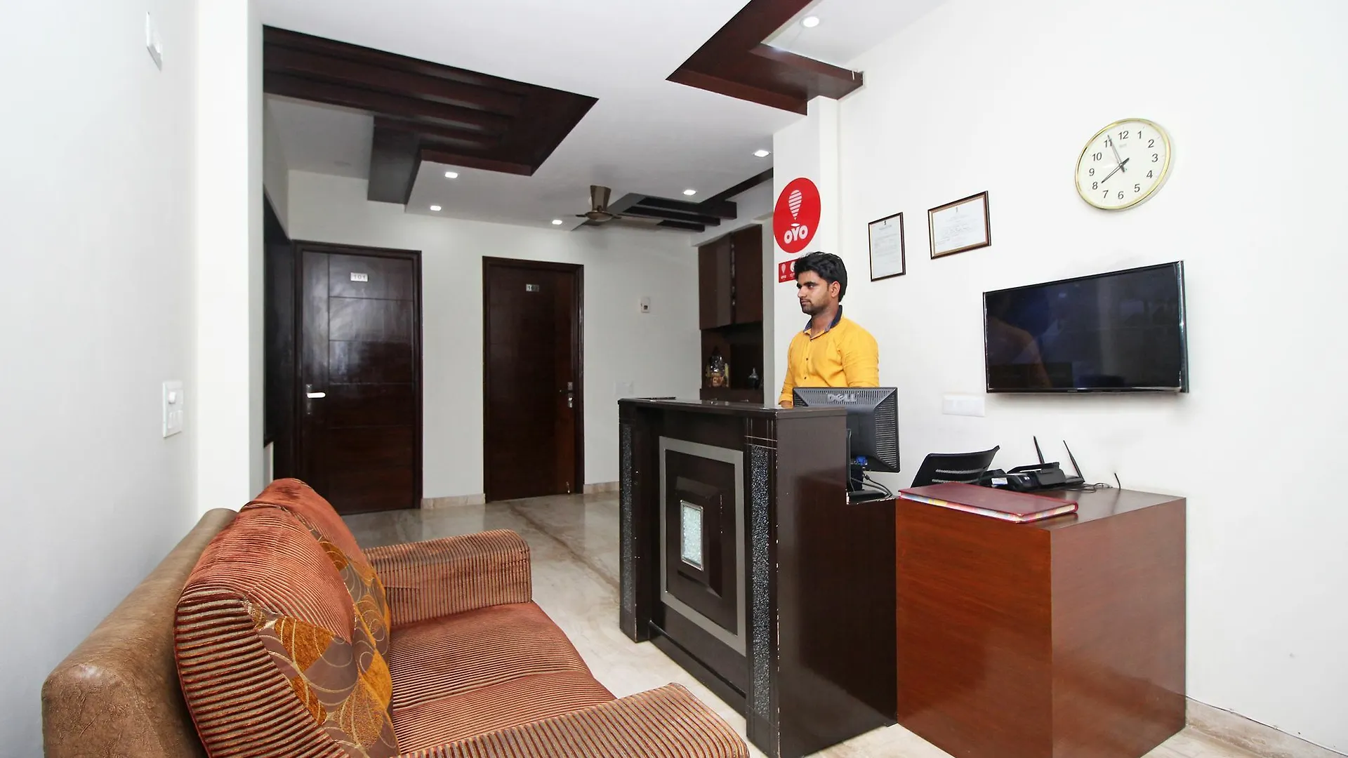 Hotel Fabhotel Mannat Residency Sec 52 Gurgaon