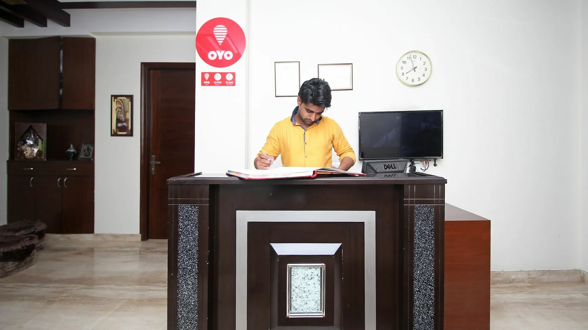 Fabhotel Mannat Residency Sec 52 Gurgaon Índia