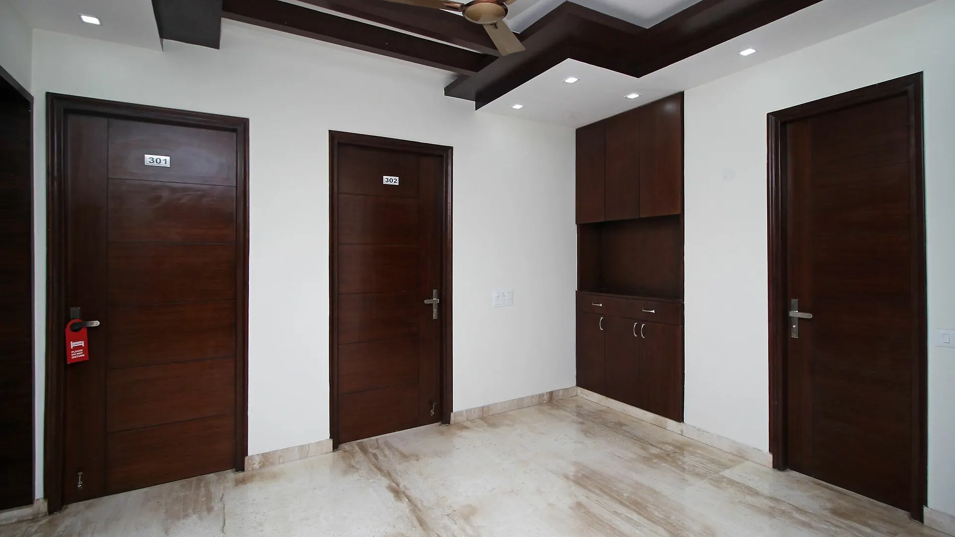Fabhotel Mannat Residency Sec 52 Gurgaon 3*,  Índia