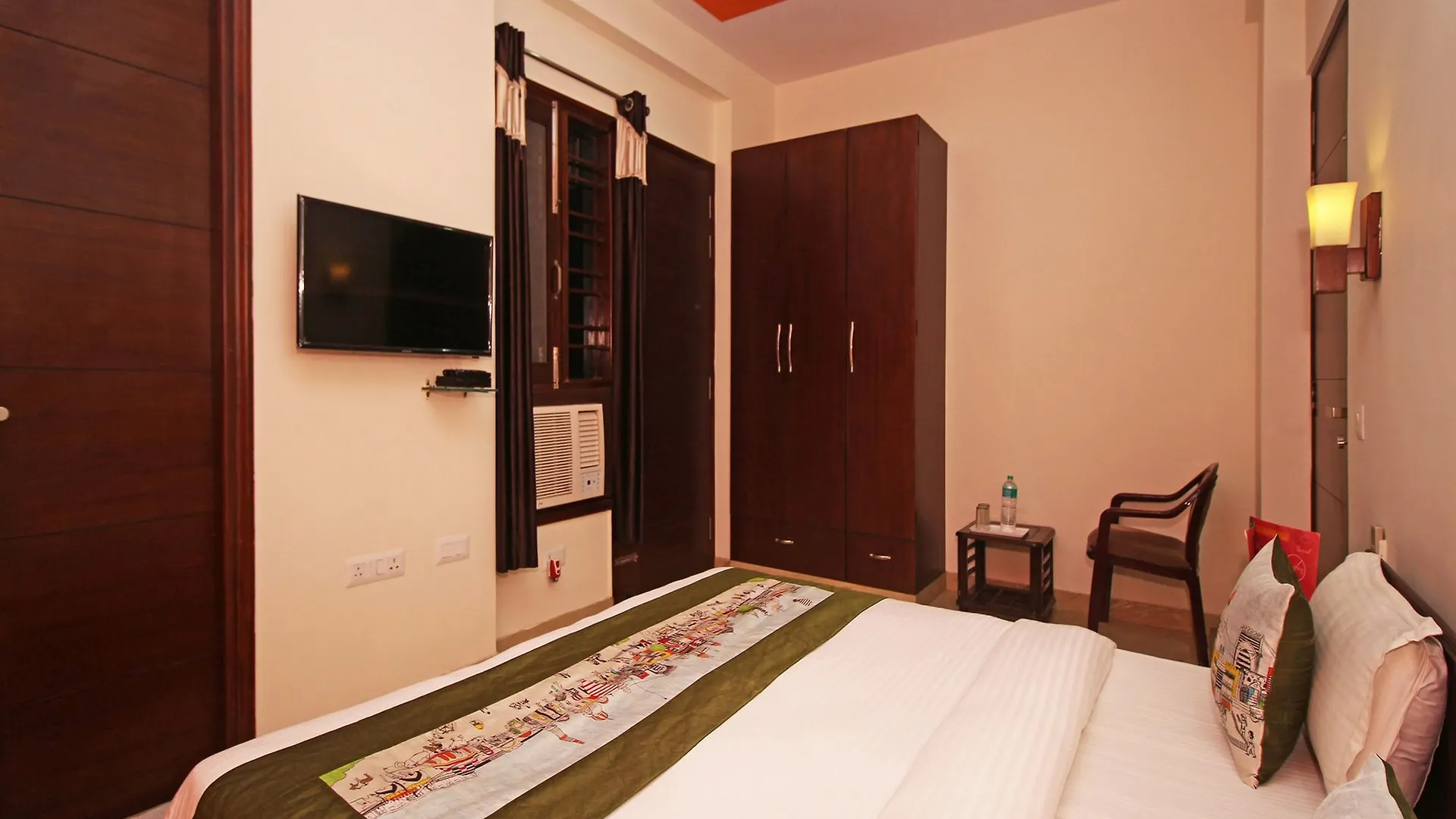 Fabhotel Mannat Residency Sec 52 Gurgaon