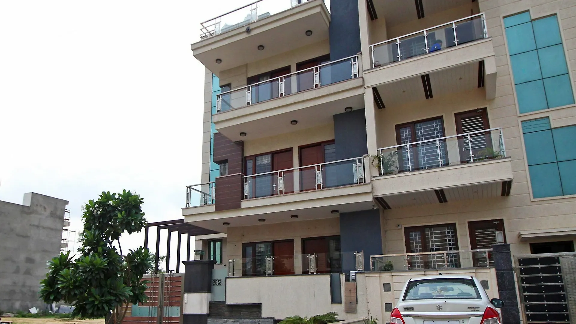 Fabhotel Mannat Residency Sec 52 Gurgaon Hotel
